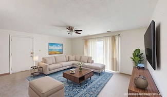 114 Oak Ln Unit 7, Brockton, MA 02301