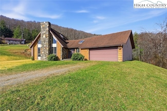 206 Lane L Massey Rd, Crumpler, NC 28617