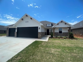 5001 Misty Wood Ln, Mustang, OK 73064