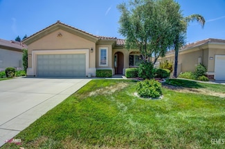 14019 Park Palisade Dr, Bakersfield, CA 93306