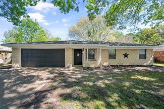 624 Madison Dr, Corsicana, TX 75110