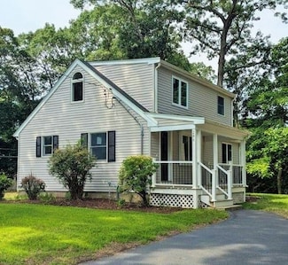 286 Raynor Ave, Whitman, MA 02382