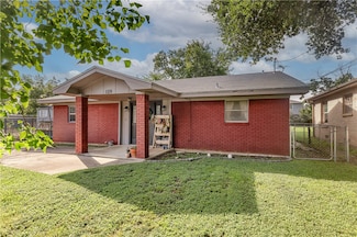 109 Sulphur Springs Rd, Bryan, TX 77801