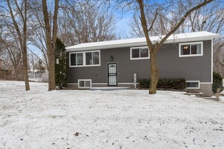 12104 Highland Rd NW, Elk River, MN 55330