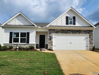 29781 Logan Oaks Dr NW, Harvest, AL 35611