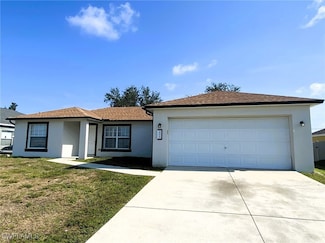 2213 SW 4th St, Cape Coral, FL 33991