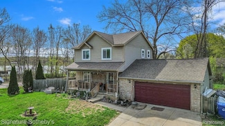 5184 Denwood St, Waterford, MI 48327