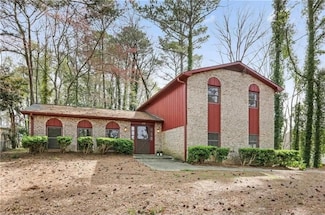 1172 Martin Nash Rd SW, Lilburn, GA 30047