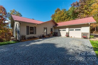 22 Faholoa Ridge Rd, Black Mountain, NC 28711