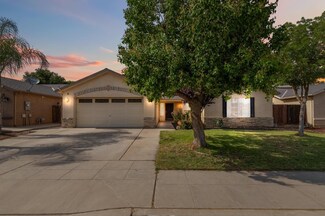5668 W Lamona Ave, Fresno, CA 93722