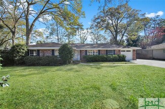 105 Carlton Rd, Savannah, GA 31410