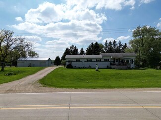 26135 W Ave, Waucoma, IA 52171