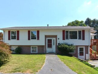 49 Hadwen Rd, Worcester, MA 01602