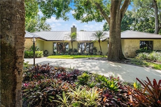 240 44th Terrace SW, Vero Beach, FL 32968