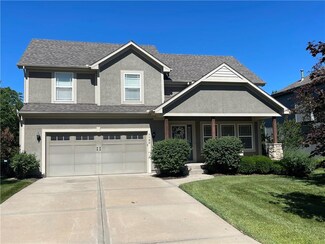7130 Aminda St, Shawnee, KS 66226