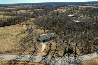 516 Reno Hollow Rd, Spokane, MO 65754
