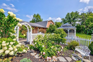 583 S Leatherwood Rd, Bedford, IN 47421