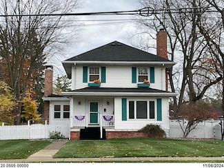 1650 Brockway St, Saginaw, MI 48602