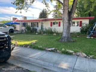 811 N Hare St, Bloomfield, NM 87413
