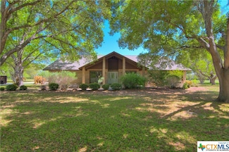 225 Wingate Ct, Seguin, TX 78155