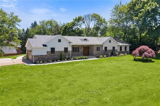 2 Willow Farms Ln, Pittsburgh, PA 15238