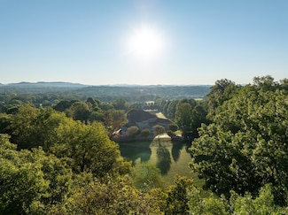 4025 Nestledown Dr, Franklin, TN 37067