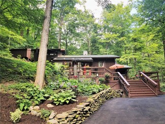 7626 Brown Gulf Rd, Jamesville, NY 13078