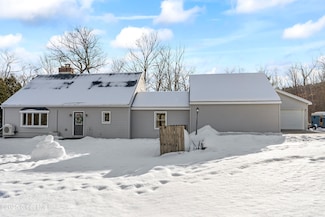 1291 Putnam Rd, Schenectady, NY 12306