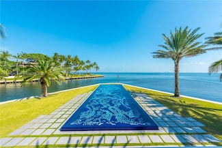 41 Arvida Pkwy, Miami, FL 33156