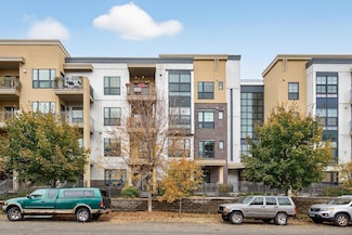 820 Emerald St Unit 307, Saint Paul, MN 55114