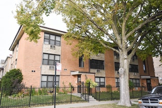 1600 W Jarvis Ave Unit 3B, Chicago, IL 60626