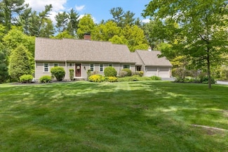 11 Captain Way N, Pembroke, MA 02359