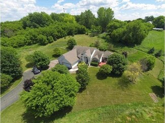 7410 Mark St, Loretto, MN 55357