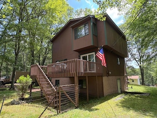 268 Shawnee Dr, East Stroudsburg, PA 18302