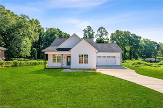 3125 Carver School Rd, Winston-Salem, NC 27105