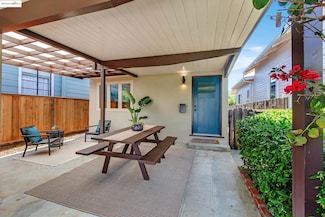 1062 Cornell Ave, Albany, CA 94706