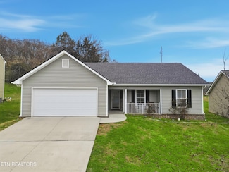 2125 Bluebonnet Dr, Mascot, TN 37806
