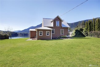 53311 126th Avenue Ct E, Eatonville, WA 98328