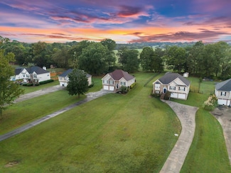 105 Woodberry Dr SE, Calhoun, GA 30701