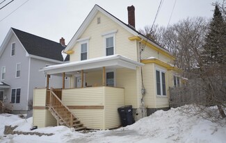 267 Pine St, Bangor, ME 04401