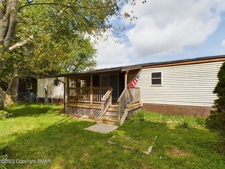 530 Foliage Dr, Blakeslee, PA 18610