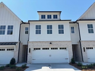 2405 Malster Ln, Lawrenceville, GA 30043
