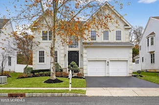 40 Mulberry Dr, Manalapan, NJ 07726