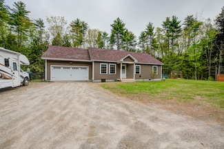 641 Pequawket Trail, Standish, ME 04085