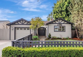 2260 Middlefield Rd, Palo Alto, CA 94301