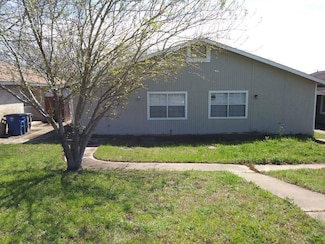 6711 Sandshof Dr, Austin, TX 78724