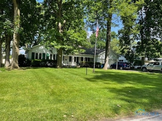406 Newdale Dr, Bryan, OH 43506