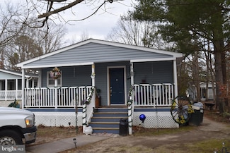 66 Skyline Dr, Sicklerville, NJ 08081