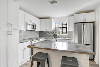 7375 SE Jamestown Terrace, Hobe Sound, FL 33455