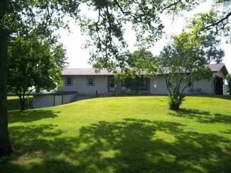 8105 W 700 N, Orland, IN 46776